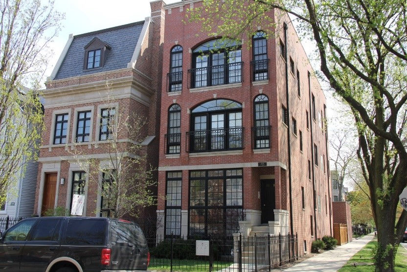 2635 N Racine CH.jpg