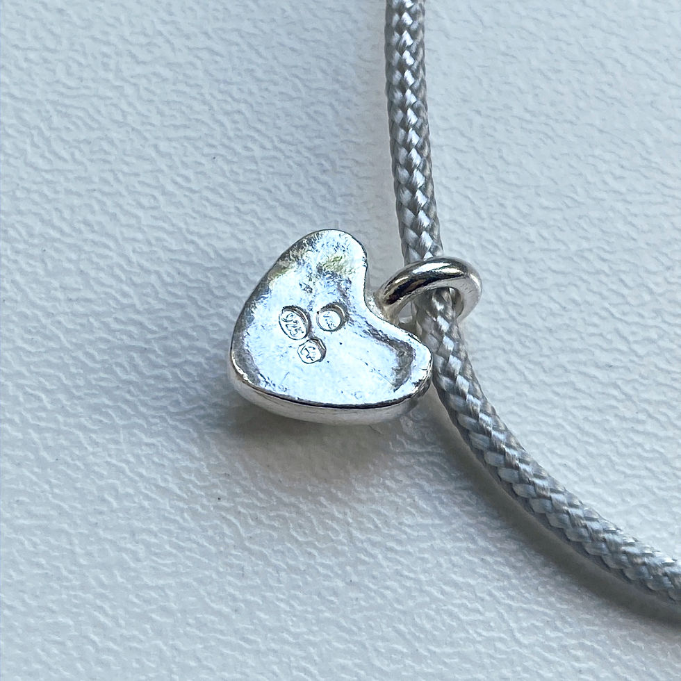 Thumbnail: SILVER HEART ROPE BRACELET