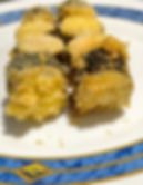 27.- Maki salmón crujiente (8pz)