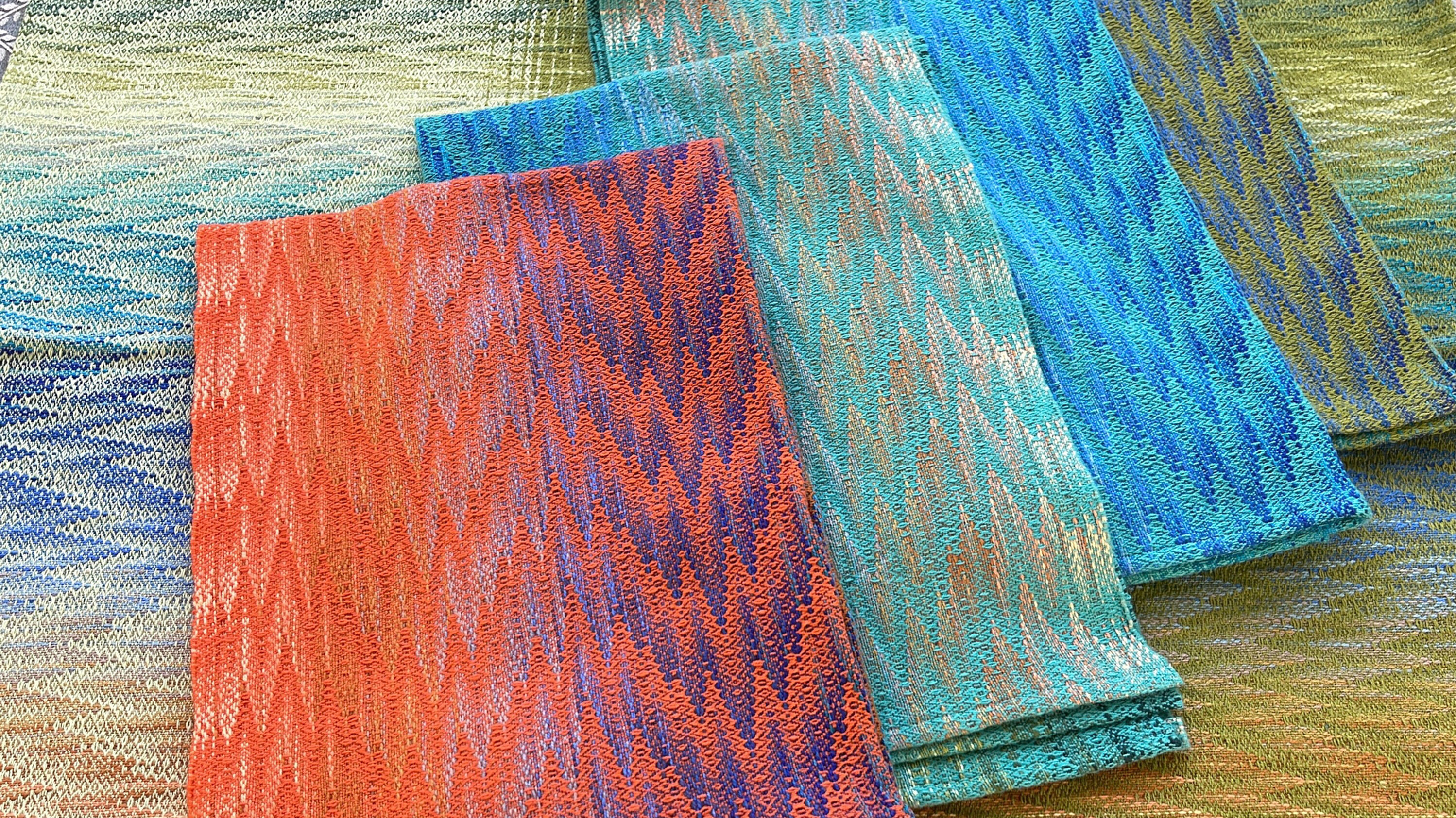 Zig Zag Color Burst Towels