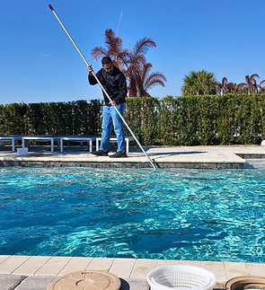 Pool Mechanic-Pool Cleaner 2-916.png