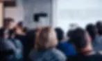 Geschäftskonferenz.webp