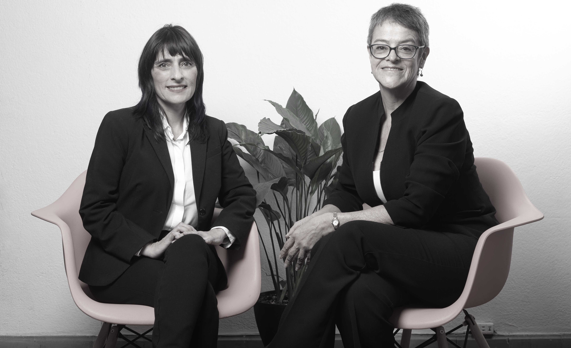 Beatriz Colmenares y Ana Carolina Alpírez