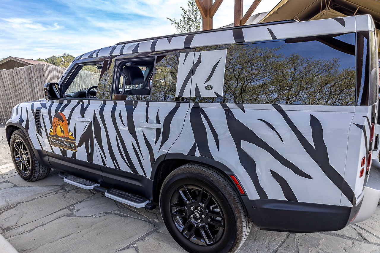 Savannah Sunset Resort Land Rover - Six Flags Great Adventure