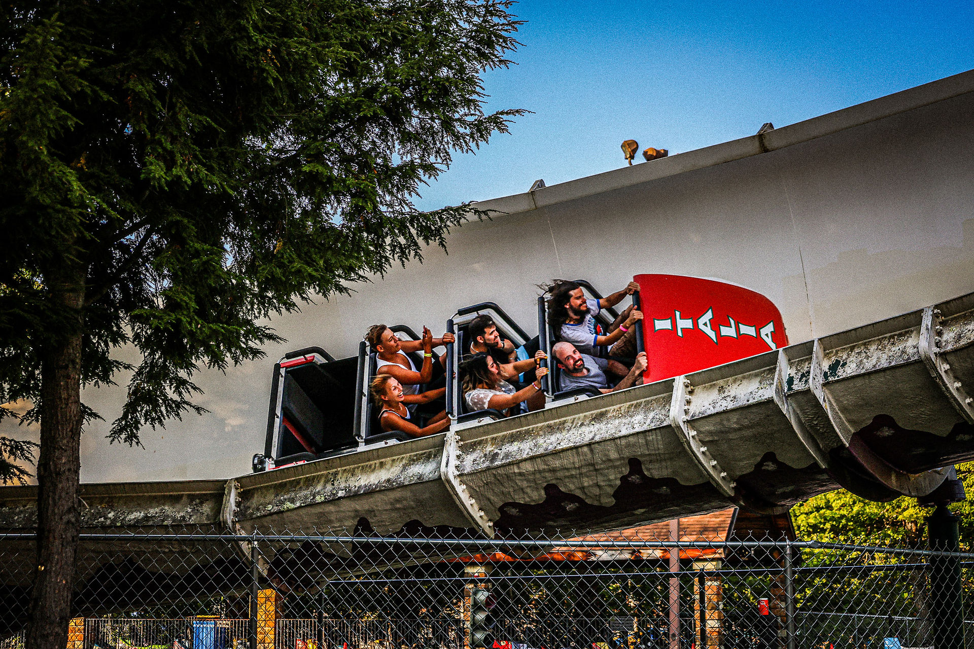 Alpine Bobsled Final Runs 6 - Six Flags Great Escape