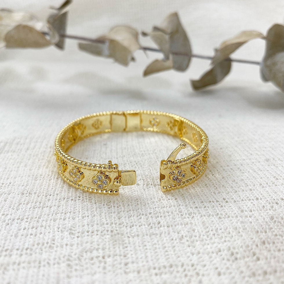 Thumbnail: Luxury Gold VĆÁ Bangle (+Stamp)