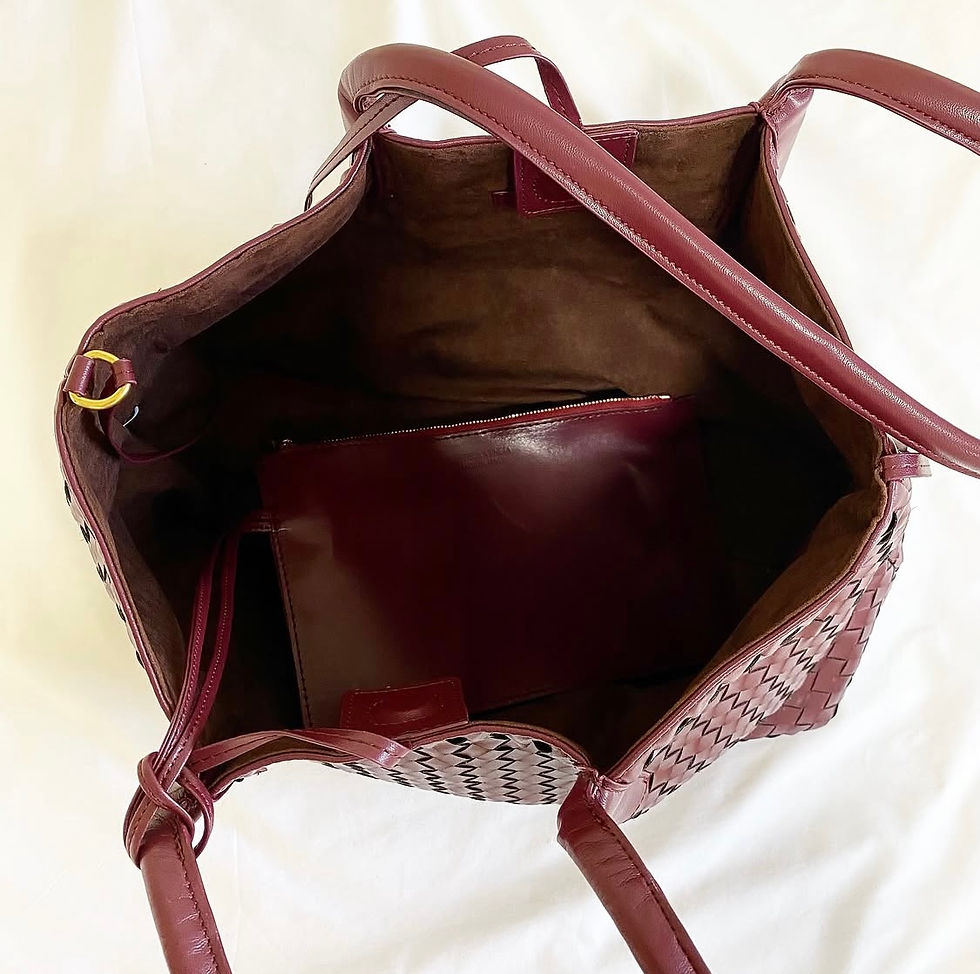 Thumbnail: Luxury Big Bōttēgā Vēnētā Burgundy Tote Bag