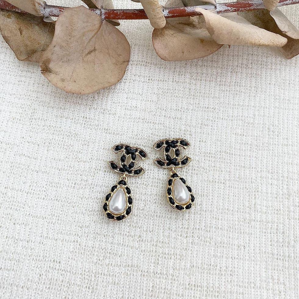 Thumbnail: Luxury Black Chain Earrings (+Stamp)