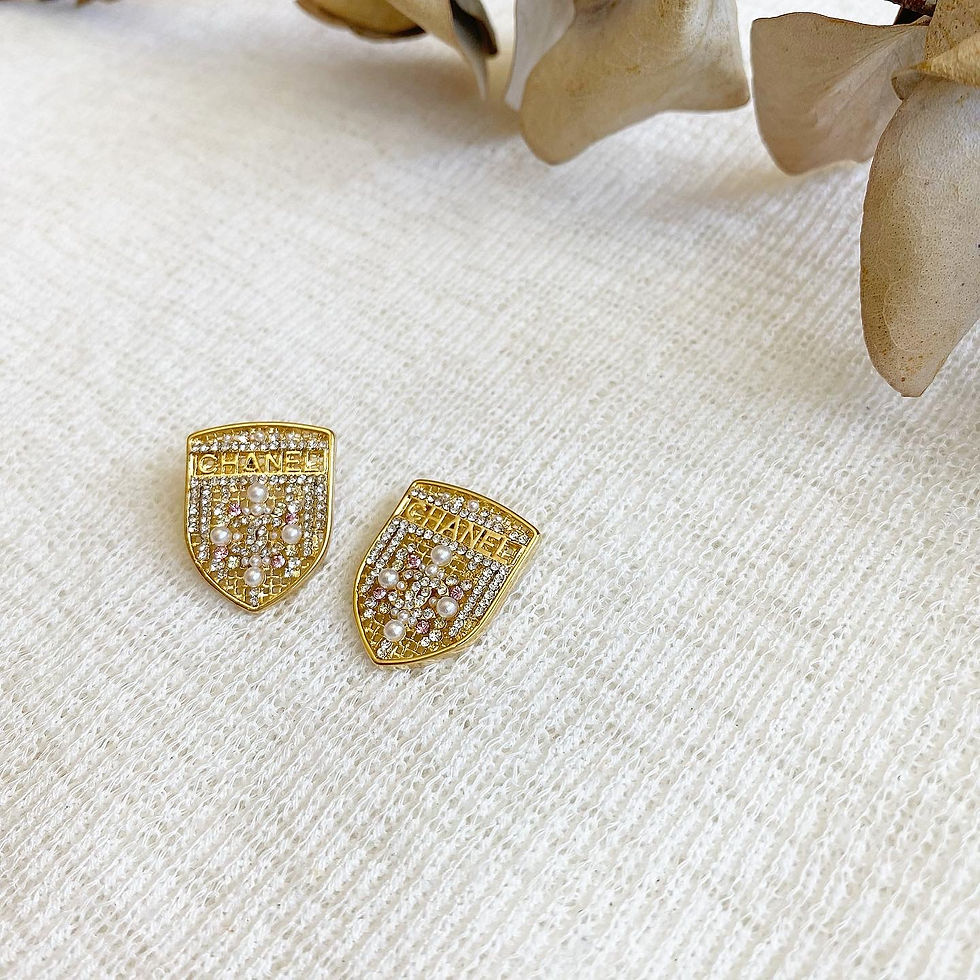 Thumbnail: Luxury Gold Badge Pearl Earrings (+Stamp)