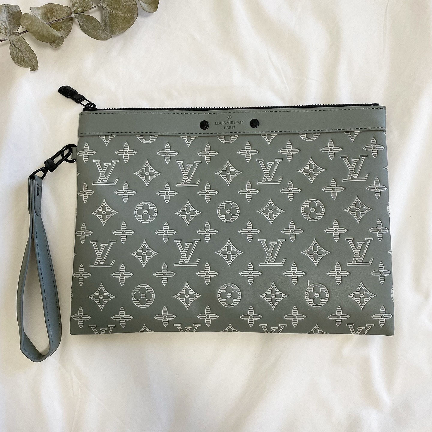 Luxury Grey Flat Zipper Clutch