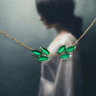 Layone Paris chez Joy Bijoux Martinique.jpg