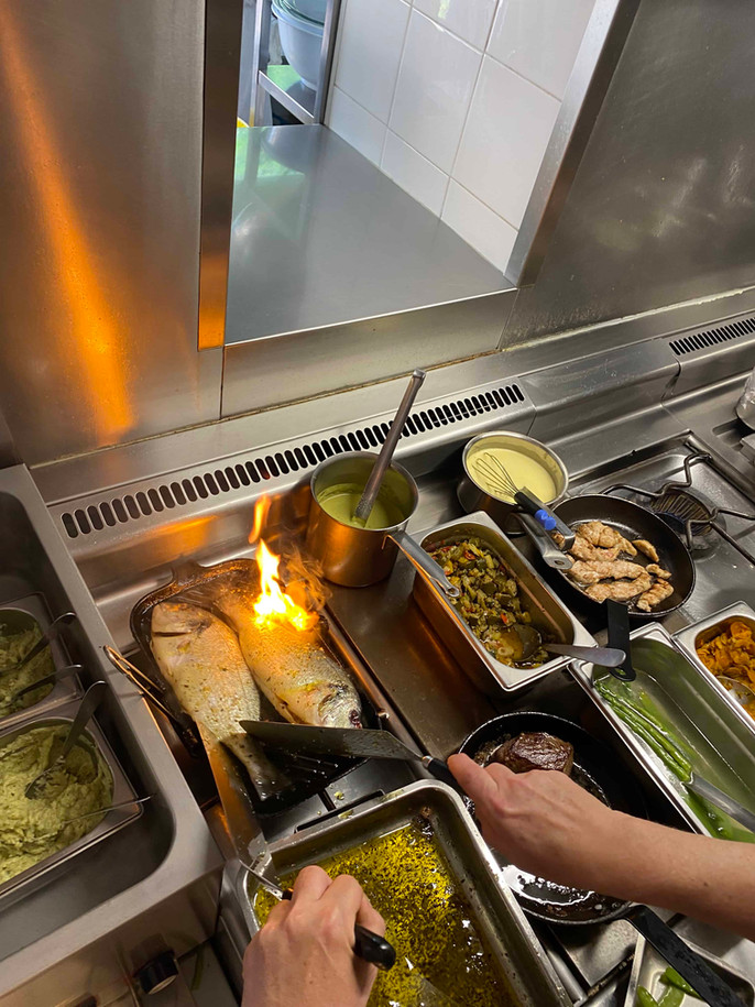 les Bartavelles - Restaurant mandelieu - 84