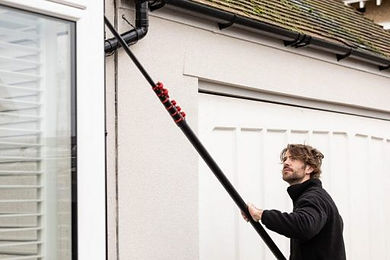 Window cleaner service in Carshalton, Sutton, Banstead, Wallington
