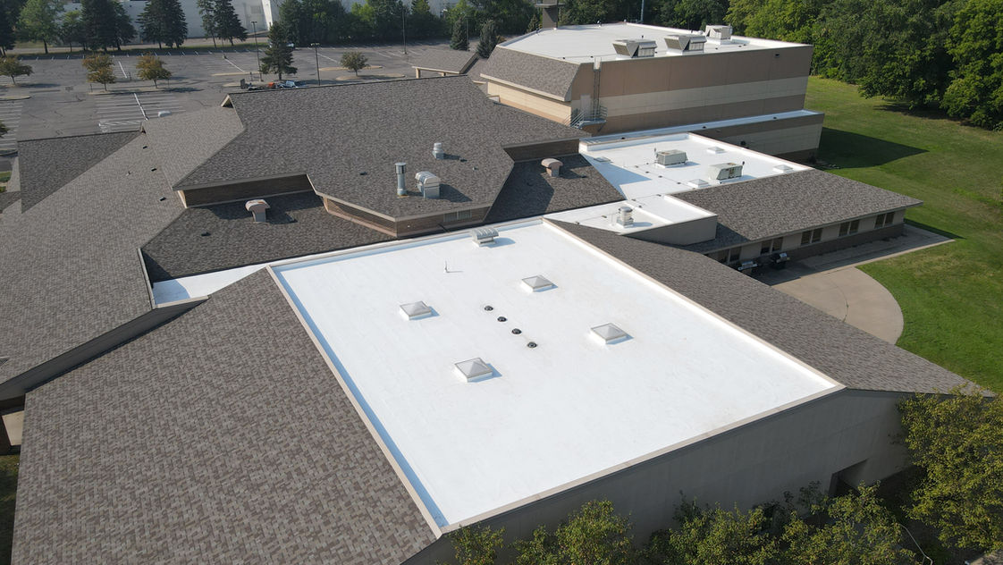 Commercial Project Flat Roof Replacement, 2021