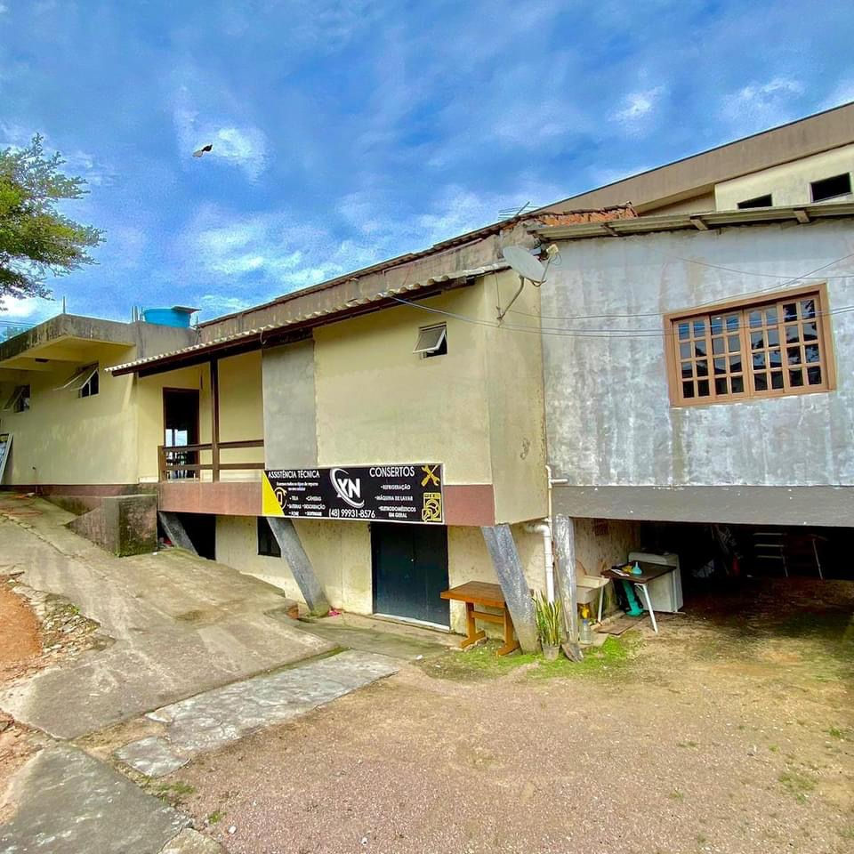 Miniatura: COMERCIO 669.28m2 mais casa localizado em Treze de Maio SC