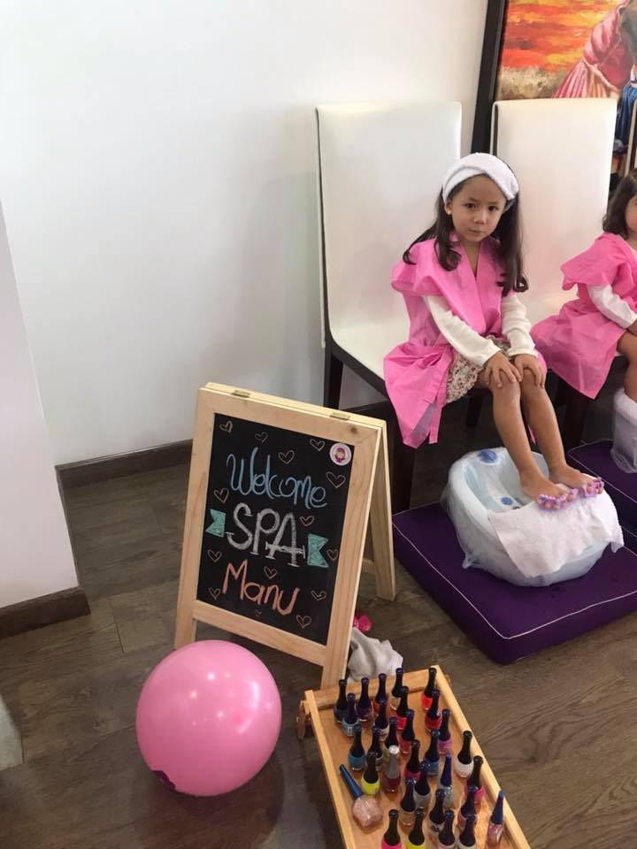 Girls spa party
