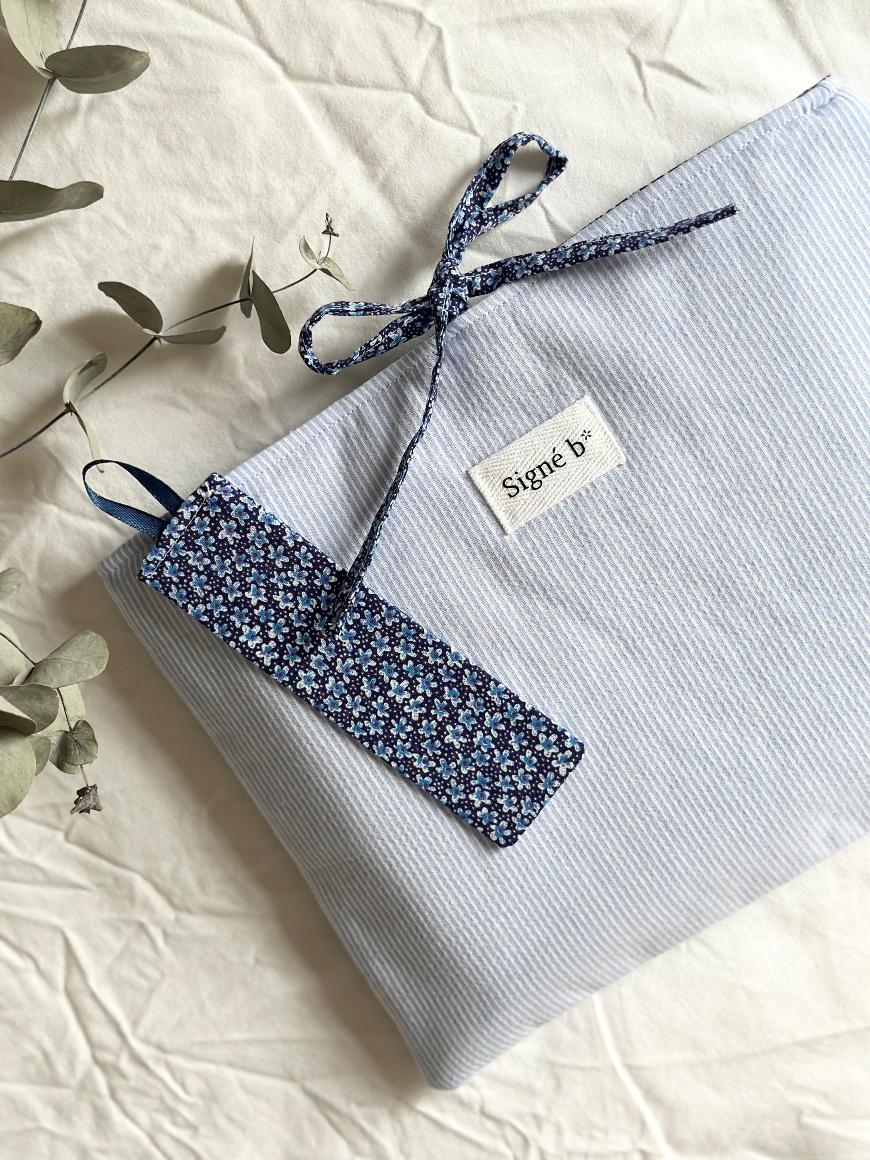 Pochette Livre taille L