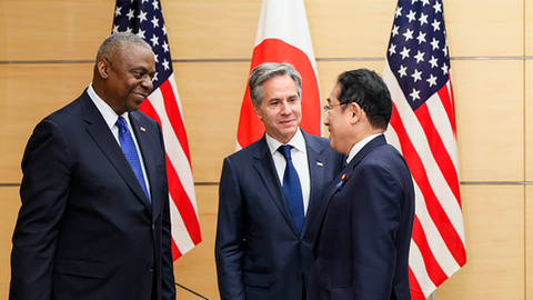 "Visita de Austin e Blinken sinaliza maior intervenção dos EUA na Ásia"