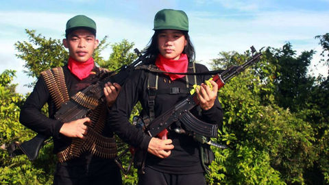 Jovens reforçam as fileiras do Novo Exército Popular nas Filipinas