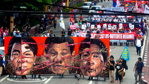 Sison: "Dissecando os regimes de Marcos e Duterte nas Filipinas"