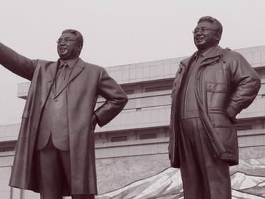 Kim Jong Il: "A difamação do Socialismo não será tolerada"