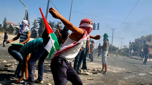 Saramago: "Das pedras de Davi aos tanques de Golias"