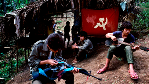 "Novo Exército Popular e base de massas crescem em meio à pobreza generalizada"