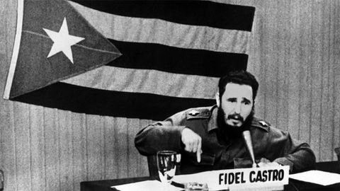 Fidel: "Cuba é uma nação socialista"