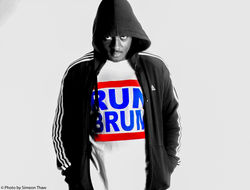 Photography by Simeon Thaw copyright 2016 PS   00057