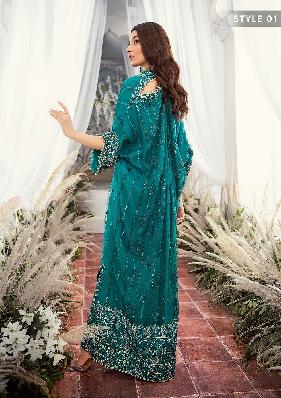 Thumbnail: PAKISTANI-WEDDING-DRESSES-AKI-36