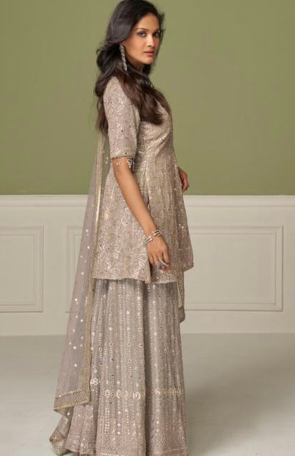 Thumbnail: AASHVI  BY SAYURI 