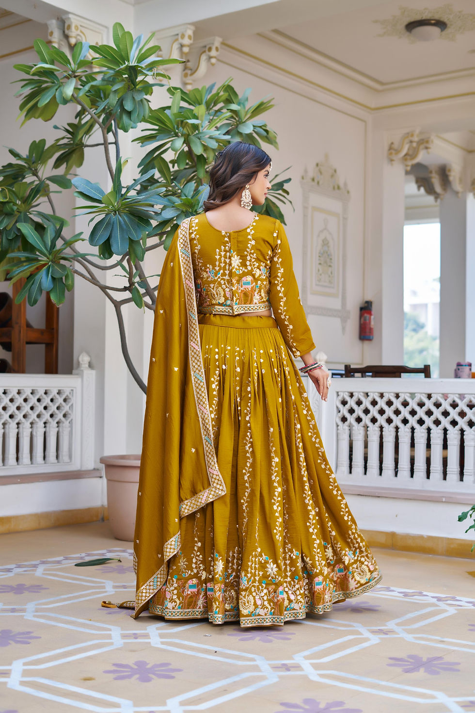 Thumbnail: LENGHA CHOLI