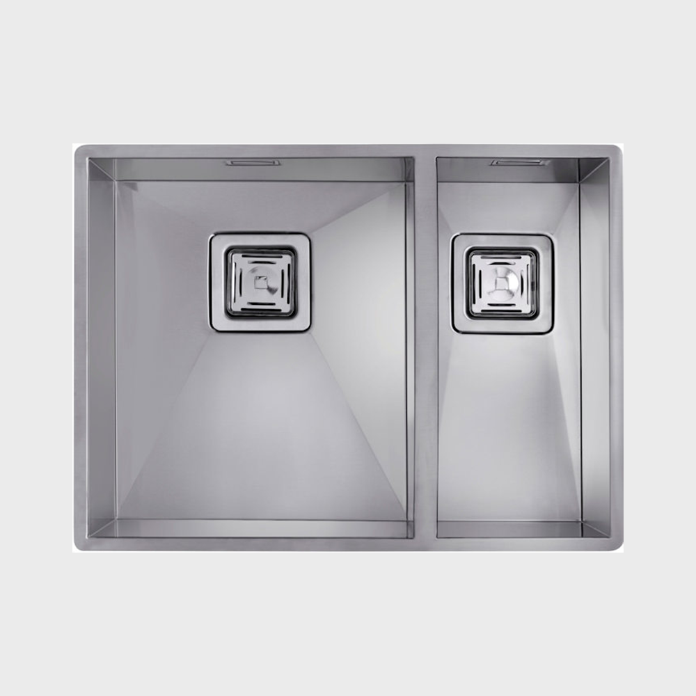 Square 340.400 / 180.400