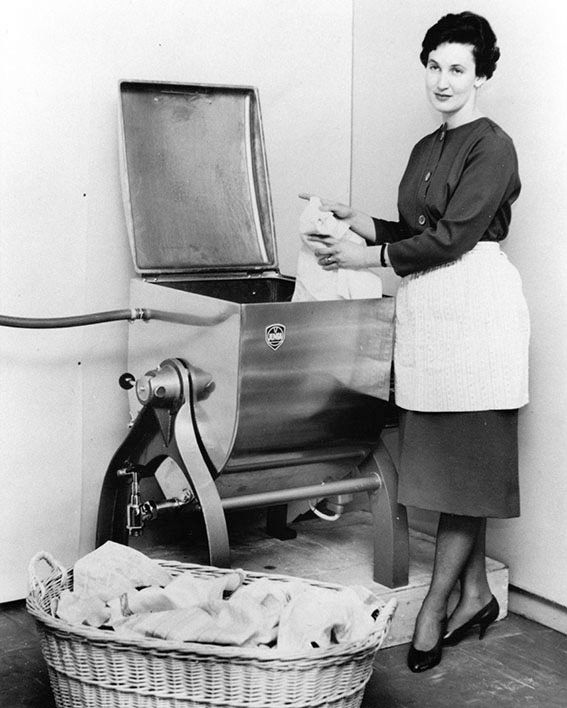 asko-75-years-archive-washing-machine-home-black-and-white.jpg