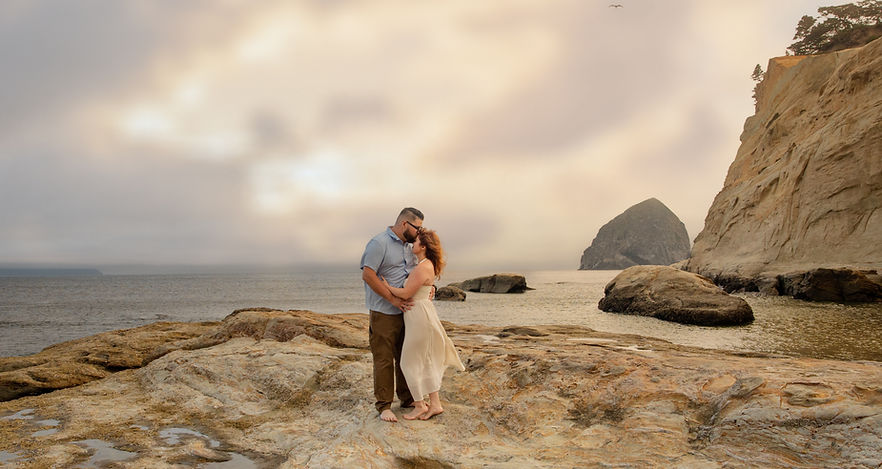 Oregon-Coast-Couple-Photography