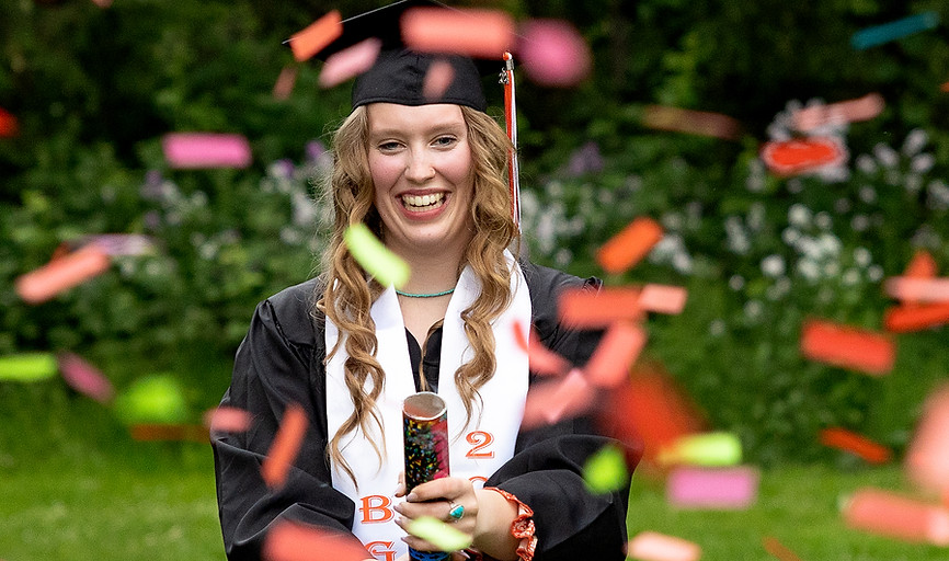 Battle-Ground-WA-Graduation-Session-Jennifer-Faith-Photography