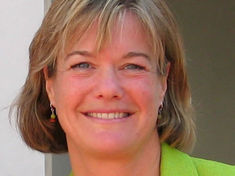 Prof. Emily Wiley to succeed Prof. Lee Skinner as New Associate Dean of the Faculty