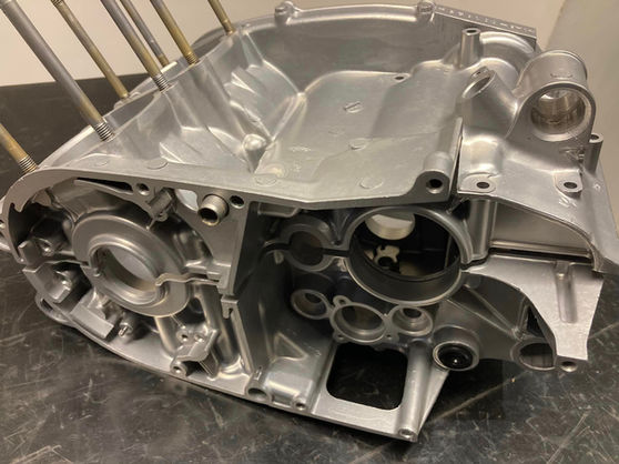Vapour blast and looking mint Yamaha RD 400 engine cases