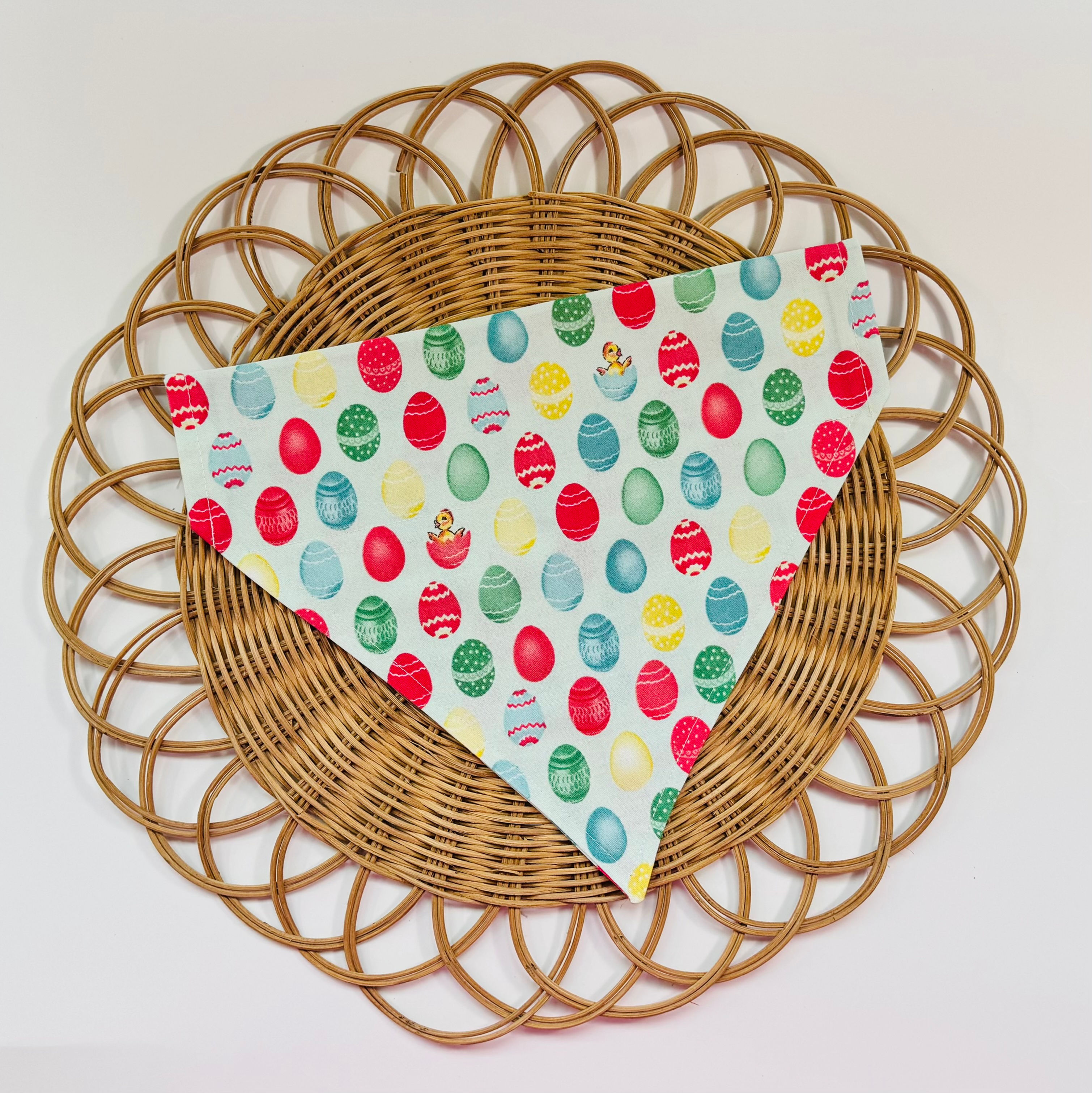 OVER THE COLLAR BANDANAS: EASTER EGGS & CHICKS