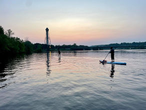 Paddleboard sur rivière