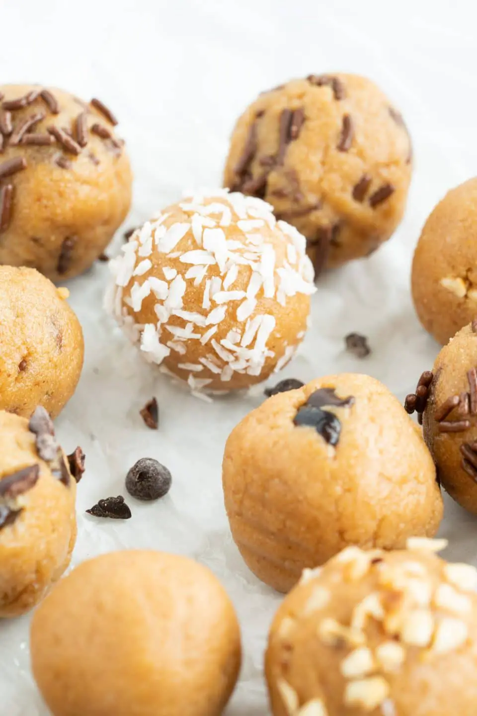 Protein-Balls-with-peanut-butter-scaled