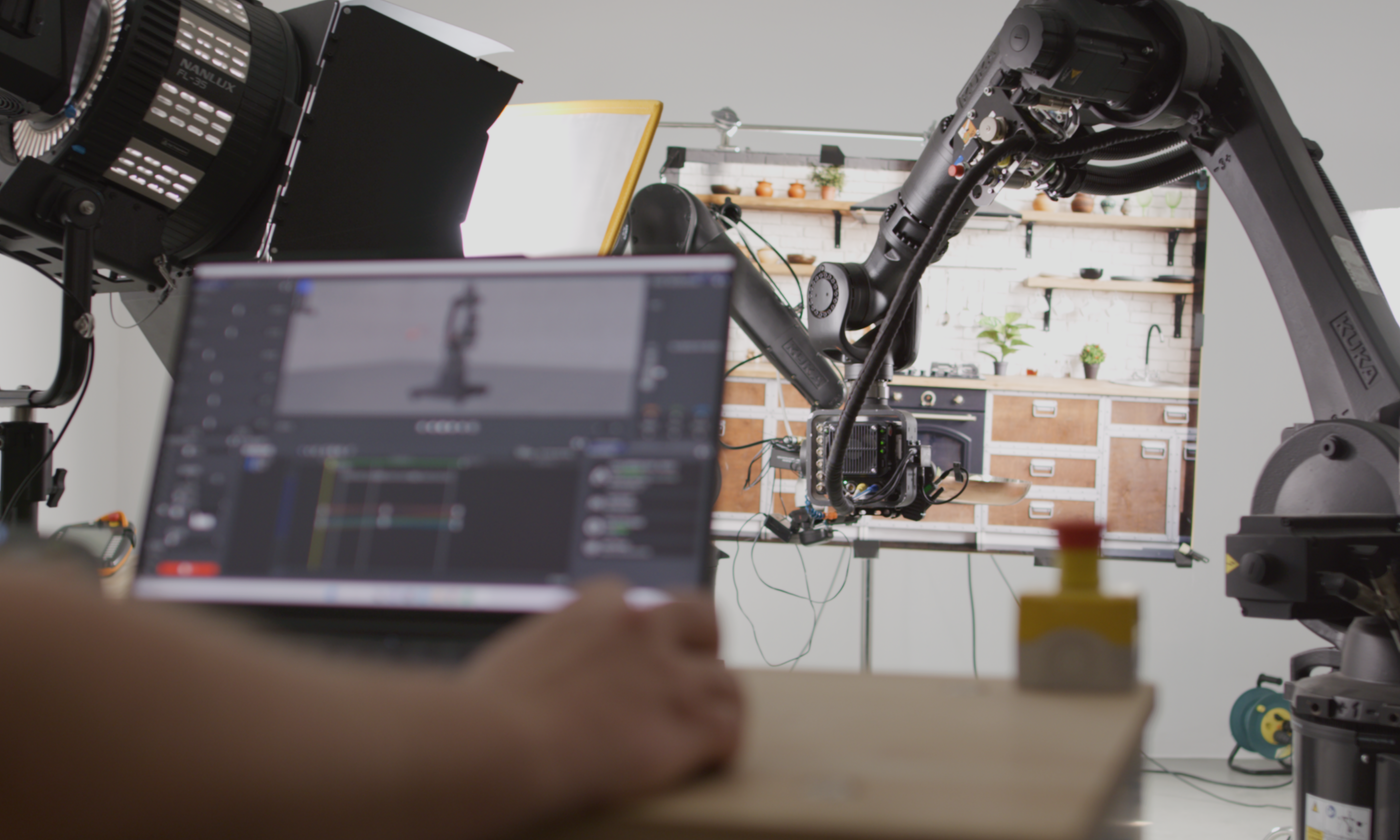 Laptop mit Software zur Programmierung der Motion-Control-Fahrten