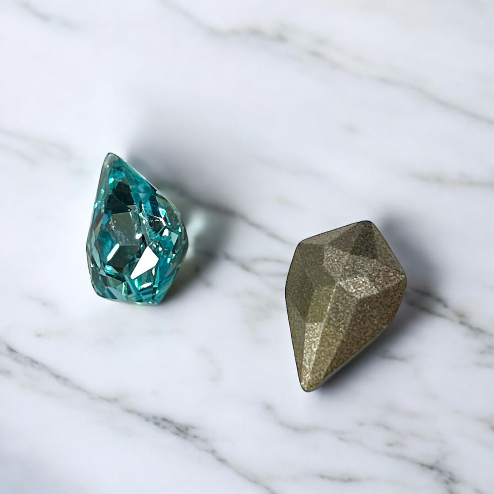 Thumbnail: GM 3927 Shield Fancy Stone