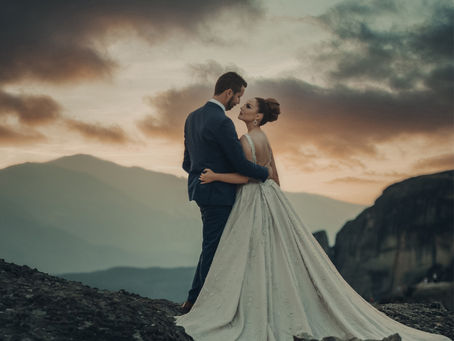 Stylish Wedding Bride and Groom | Beatriz Barata