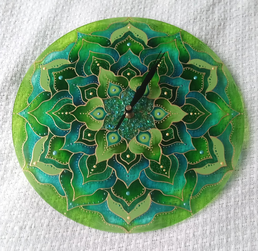 Egyedi mandala üveg falióra