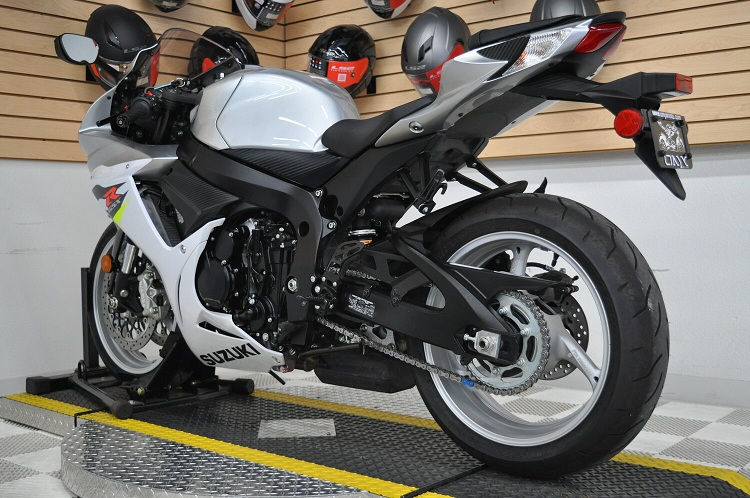 Thumbnail: 2018 SUZUKI GSX-R600