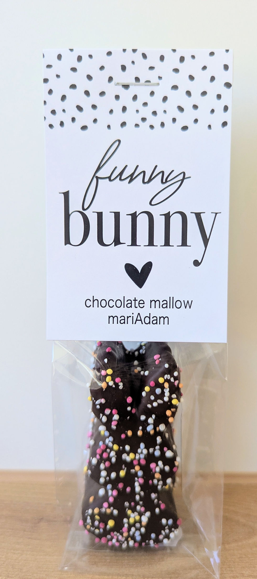 Miniaturbild: Bunter Zartbitter Mallow Bunny - von MariAdam - 20g
