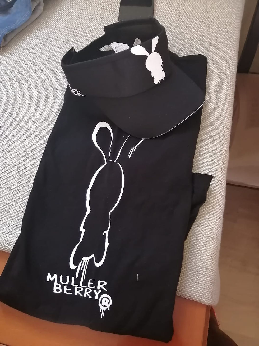 Thumbnail: T-shirt