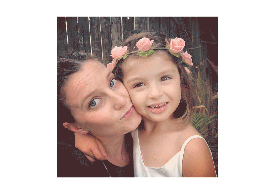 Kareen&Emma_pic_motion.gif