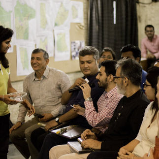 Jwalant presents at the Jury for informal housing at IDEA
